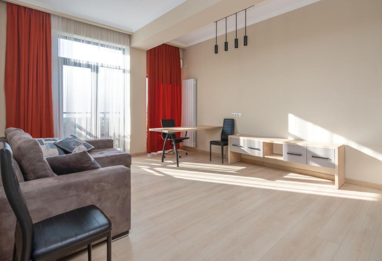 Hotel Alexandria Saguramo 外观 照片