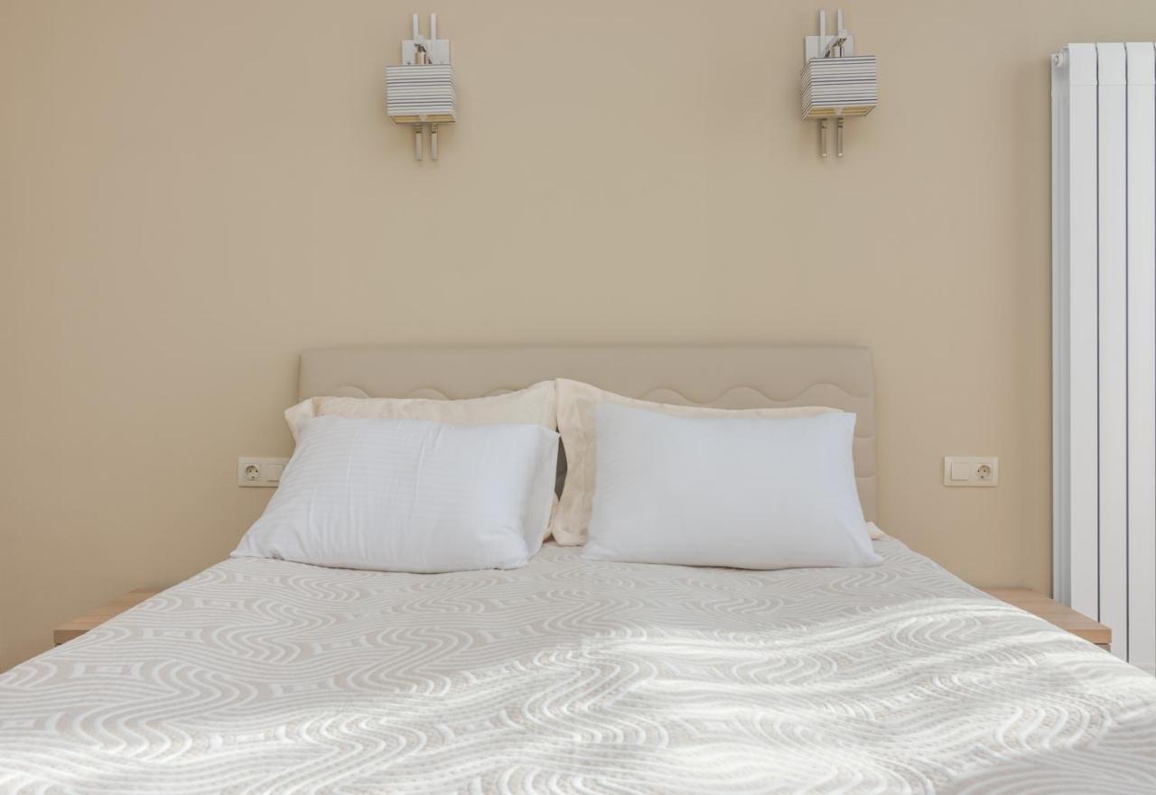 Hotel Alexandria Saguramo 外观 照片