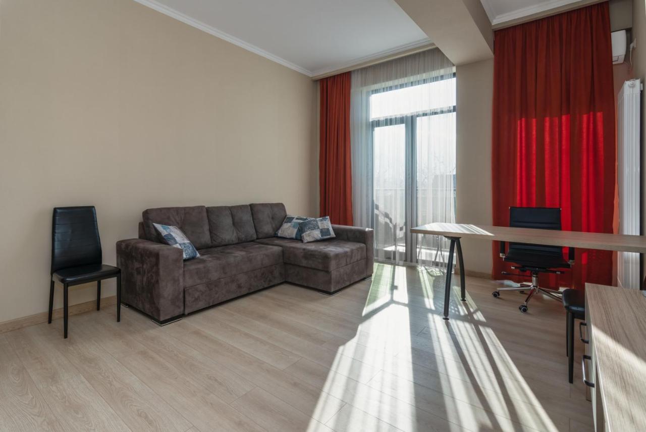 Hotel Alexandria Saguramo 外观 照片