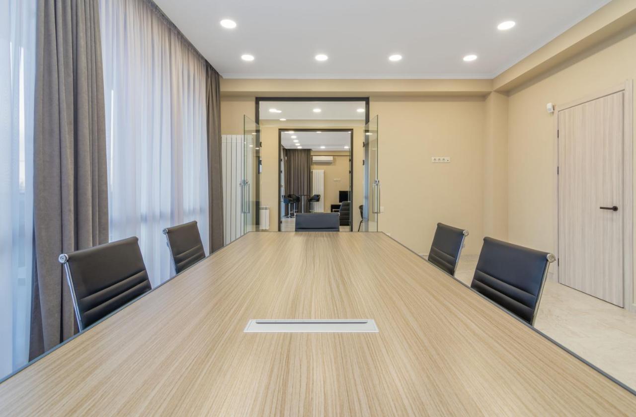 Hotel Alexandria Saguramo 外观 照片