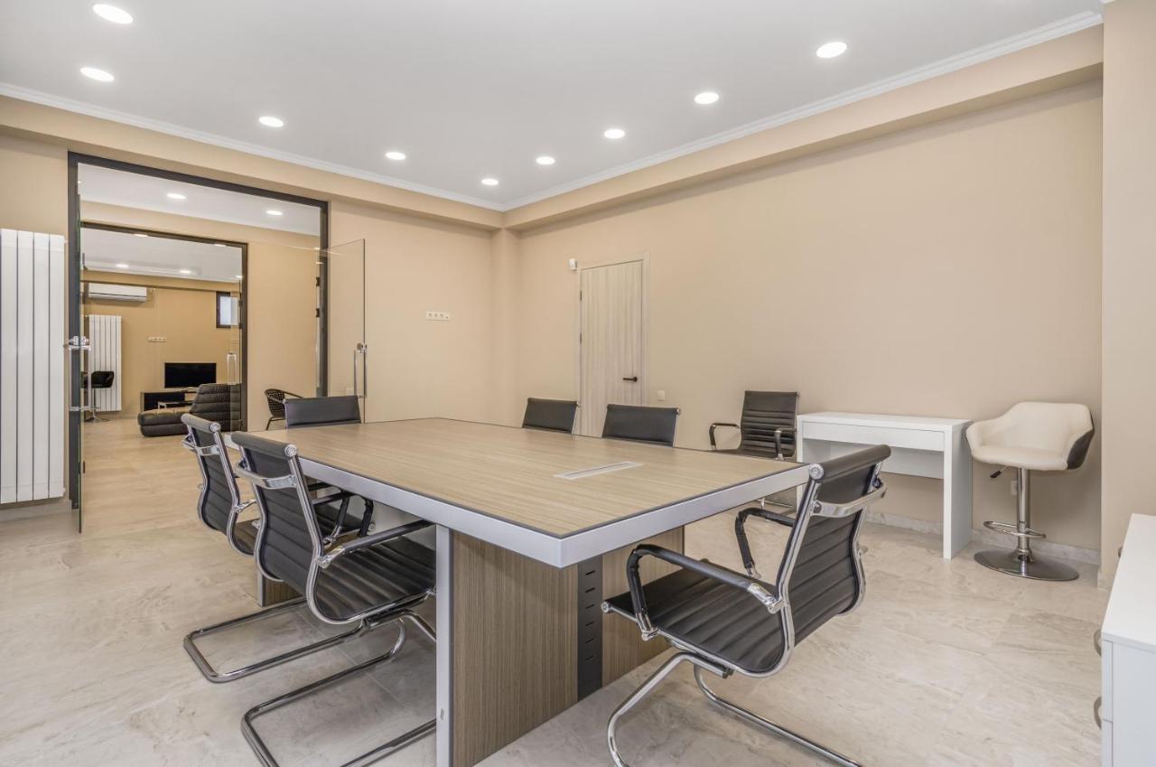 Hotel Alexandria Saguramo 外观 照片